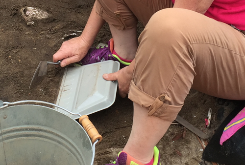 digging/archaeology